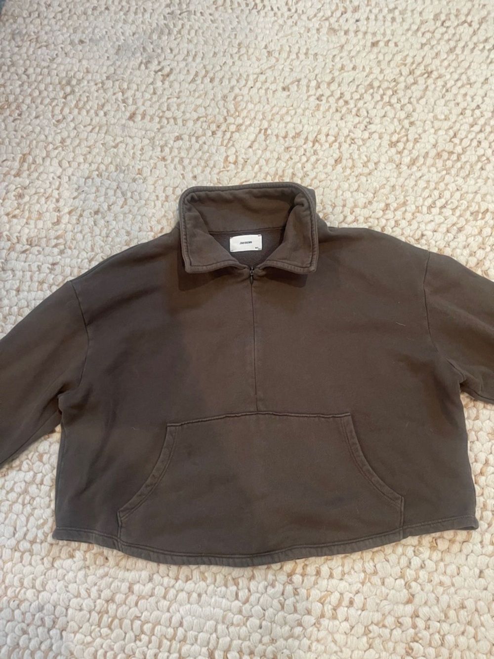 Joah Brown Cropped Half-Zip V-Neck Pullover in Brown